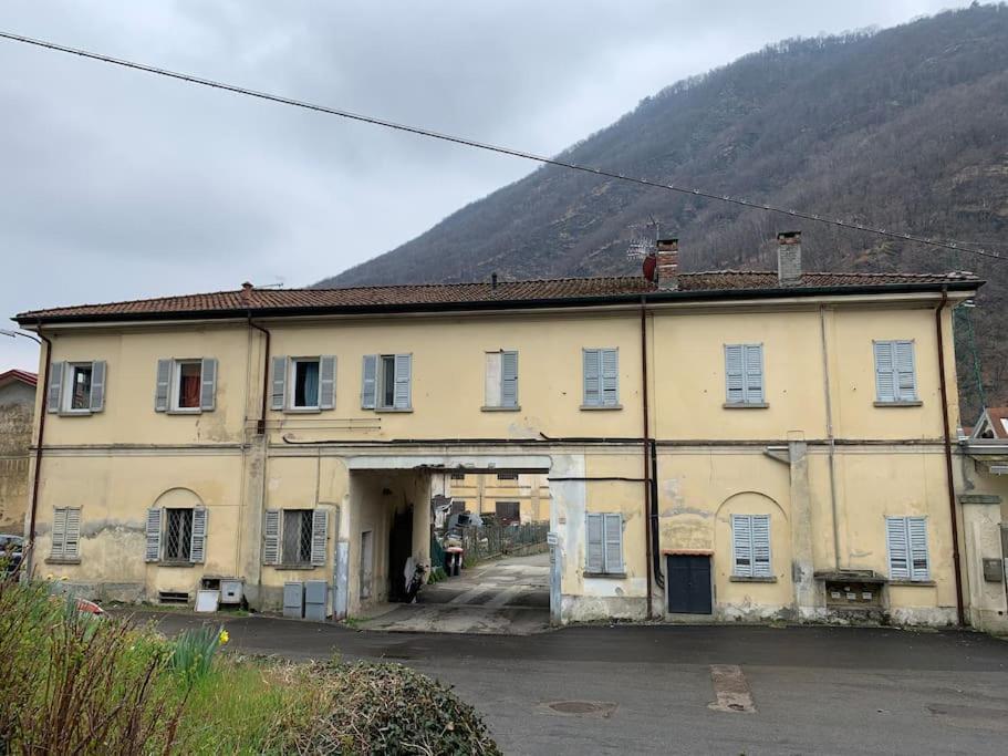 Piccolo Monolocale A Verbania Exteriör bild